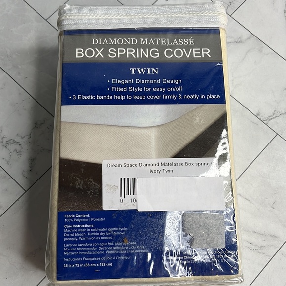 NWT DreamSpace Diamond Matelassé Boxspring Cover - Ivory - Twin Size - Picture 3 of 3